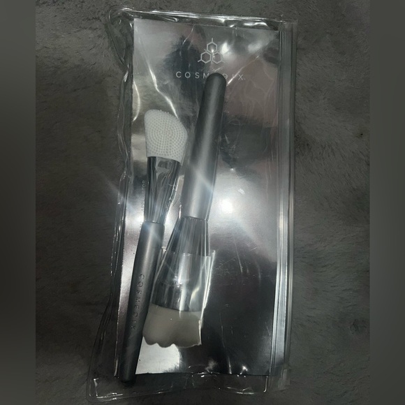 Cosmedix brushes - Picture 5 of 6